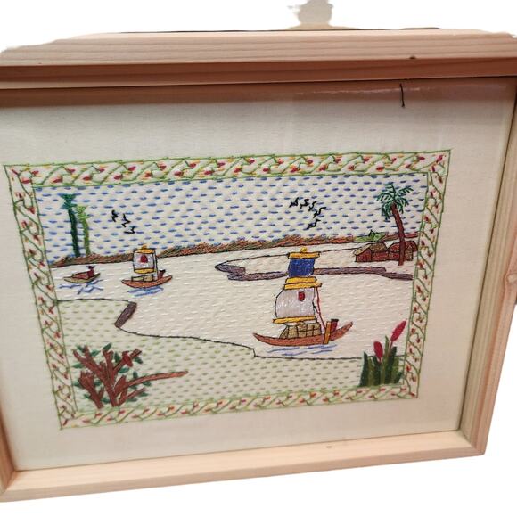 Hand Embroidered AARONG BANGLADESH Framed Art Work Set of 4 - Picture 6 of 8